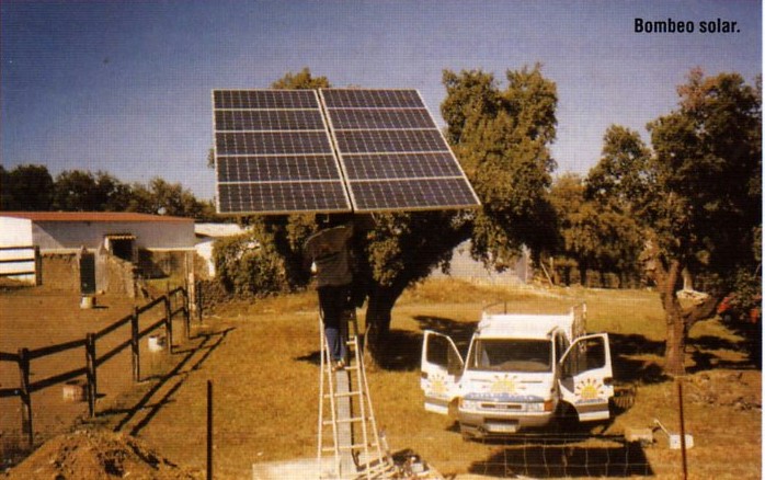 instalaci�n paneles solares en granja