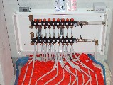 Parte de la instalación de suelo radiante de Comap