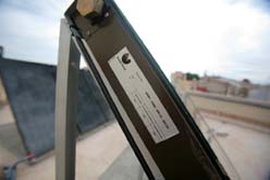 Detalle de captador solar SDS 8 V