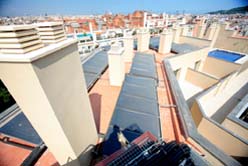 Captación solar compuesta de 43 captadores solares