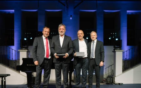 ariston gana premio auna mejor diseno bomba calor nuos split inverter wifi