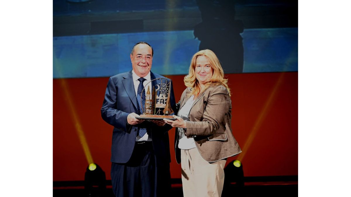 Víctor Gómez director general Ferroli España premio FAE Mejor Directivo 2026