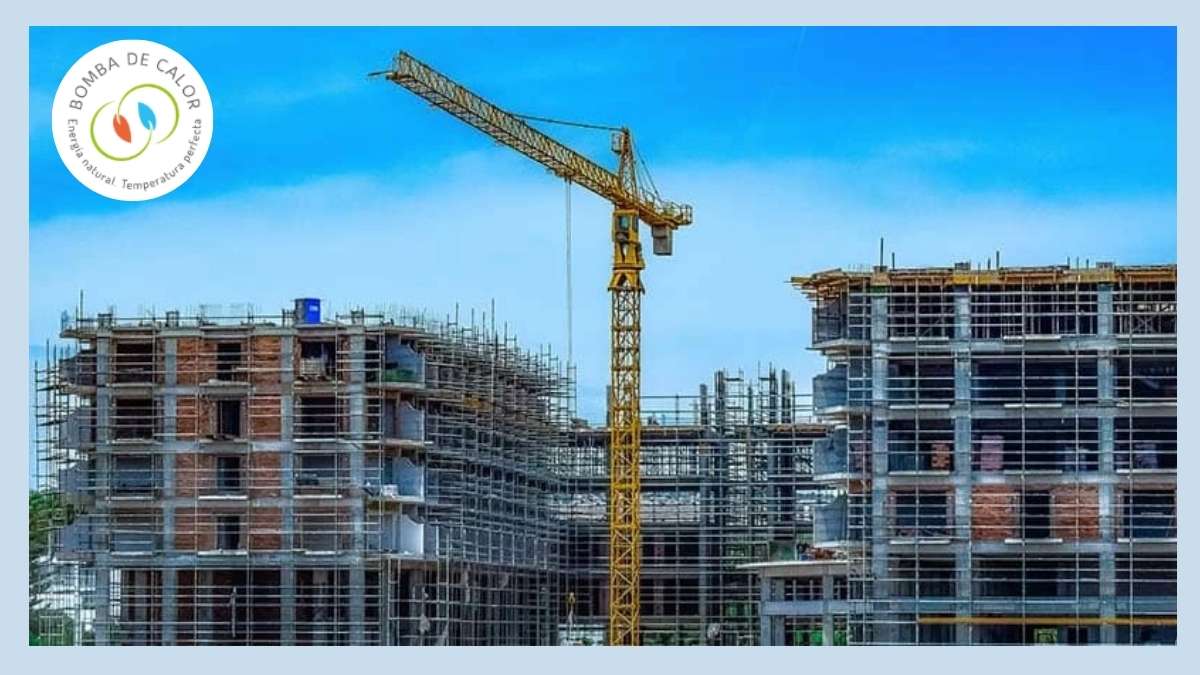 Vivienda de consumo de energía casi nulo con bomba de calor aerotérmica y ventilación mecánica con recuperador de calor