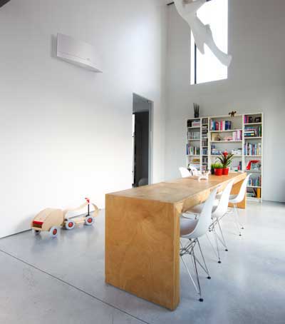 Daikin Emura white
