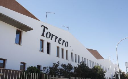 torinco refuerza liderazgo industrial planta barnizado