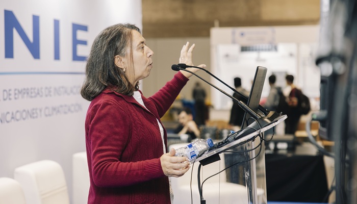 Mar Gandolfo Signify