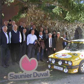 Técnicos de promotores inmobiliarias en una jornada de Saunier Duval