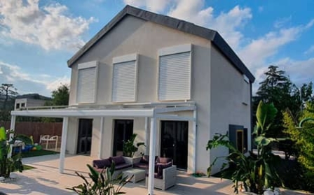 Primera vivienda Passivhaus Plus de madera en Catalunya