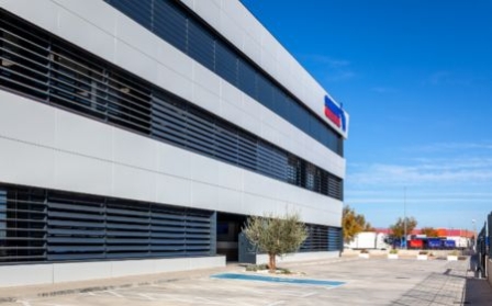 Drenaje exterior e interior con las soluciones de ACO en la fábrica Schmitz Cargobull de Zaragoza