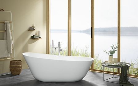 Nueva bañera escultural Theano Curved Edition de Villeroy & Boch, un icono del diseño en el baño