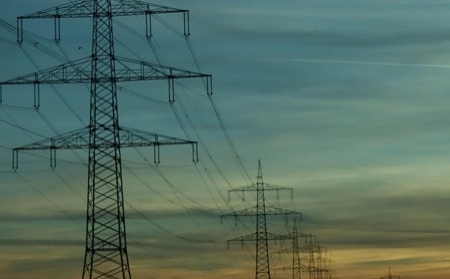 La CNMC extiende las medidas transitorias para mitigar las oscilaciones de tensión del sistema eléctrico