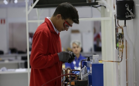 Spainskills 2026: la FP se mide en directo con más de 60 jóvenes instaladores compitiendo