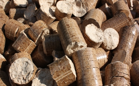 AVEBIOM aplaude la rebaja del IVA a pellet, briquetas y leña y pide ampliarla al resto de biocombustibles sólidos