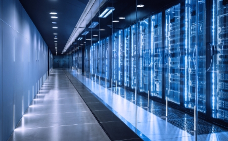 Schneider Electric y la UPC lanzan un posgrado en gestión energética para centros de datos