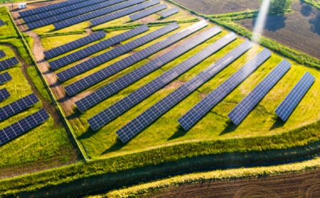 El MITECO asigna 148,5 millones en ayudas a 199 proyectos de agrivoltaica, fotovoltaica flotante y autoconsumo colectivo