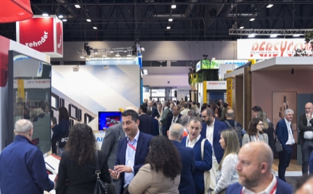 Zehnder Group reafirma su liderazgo en climatización y ventilación sostenible en REBUILD 2025