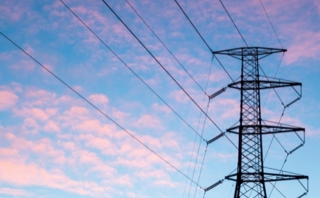 El MITECO da luz verde a cinco proyectos piloto para acelerar la innovación y flexibilización del sistema eléctrico español